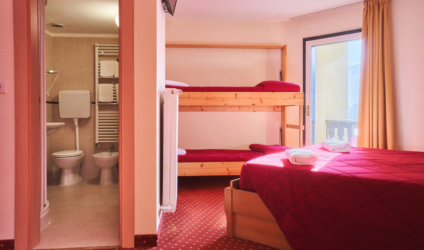 media.298 _ER73907_HDR